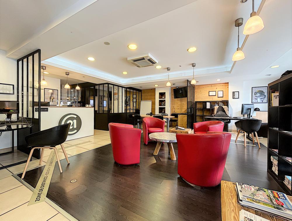 l'équipe de l'agence Cocar Immobilier