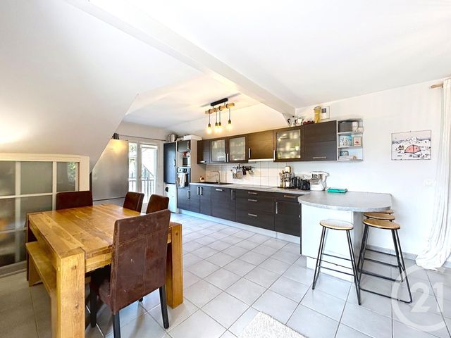 Appartement T4 à vendre - 4 pièces - 110.06 m2 - ST GERVAIS LES BAINS - 74 - RHONE-ALPES - Century 21 Cocar Immobilier