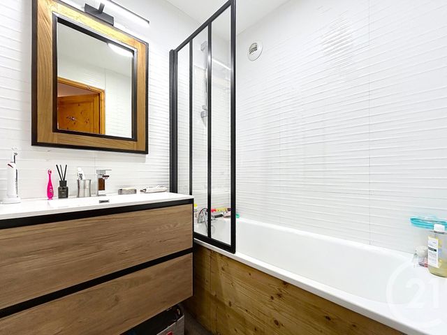 Appartement T3 à vendre - 3 pièces - 54.57 m2 - ST GERVAIS LES BAINS - 74 - RHONE-ALPES - Century 21 Cocar Immobilier