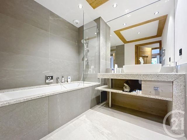 Appartement T3 à vendre - 3 pièces - 65.5 m2 - LES CONTAMINES MONTJOIE - 74 - RHONE-ALPES - Century 21 Cocar Immobilier