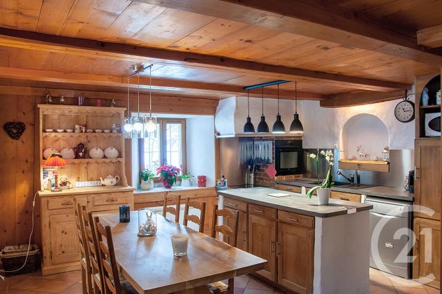 maison à vendre - 9 pièces - 201.64 m2 - ST GERVAIS LES BAINS - 74 - RHONE-ALPES - Century 21 Cocar Immobilier